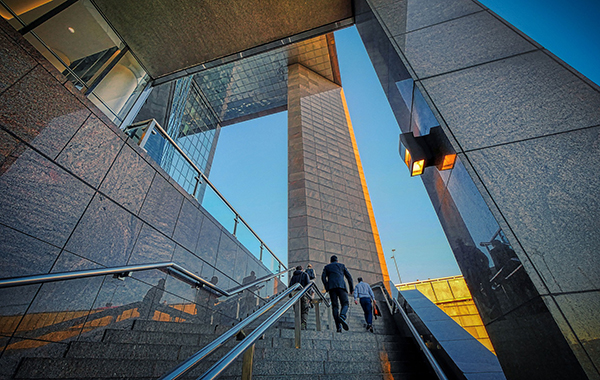 stairs-g210fa6946_1920.jpg